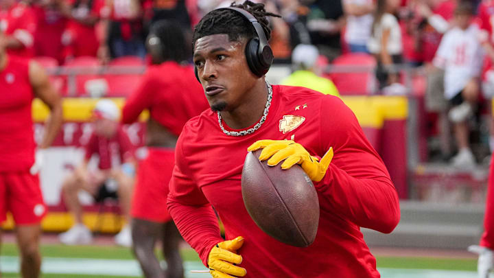 Kansas City Chiefs running back Isiah Pacheco (10) catches a pass against the Baltimore Ravens during warm-ups at GEHA Field at Arrowhead Stadium.