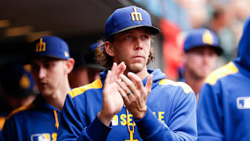 Toronto Blue Jays v Seattle Mariners