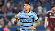 Alan Pulido volvió a las Chivas