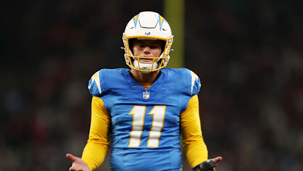 Chargers kicker Cameron Dicke