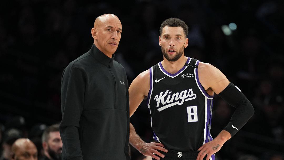 Oct 16, 2026; San Antonio, Texas, USA; Sacramento Kings Head Coach Doug Christie talks with guard Zach LaVine (8) during the second half against the San Antonio Spurs at Frost Bank Center. Mandatory Credit: Scott Wachter-Imagn Images Oct 16, 2026; San Antonio, Texas, USA; Sacramento Kings Head Coach Doug Christie talks with guard Zach LaVine (8) during the second half against the San Antonio Spurs at Frost Bank Center. Mandatory Credit: Scott Wachter-Imagn Images