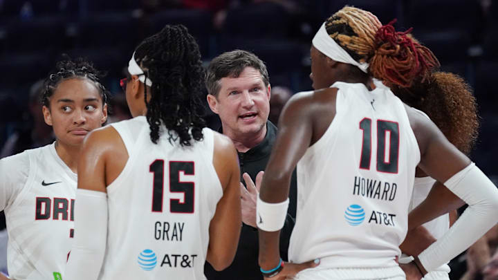 Aug 17, 2025; San Francisco, California, USA; Atlanta Dream head coach Karl Smesko talks with the team during a timeout in the third quarter against the Golden State Valkyries at Chase Center. Mandatory Credit: David Gonzales-Imagn Images Aug 17, 2025; San Francisco, California, USA; Atlanta Dream head coach Karl Smesko talks with the team during a timeout in the third quarter against the Golden State Valkyries at Chase Center. Mandatory Credit: David Gonzales-Imagn Images
