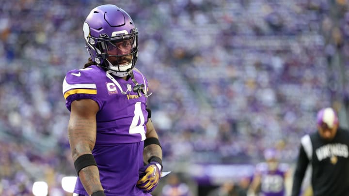 Minnesota Vikings running back Dalvin Cook (4) during warmups before a wild-card game against the New York Giants at U.S. Bank Stadium in Minneapolis on Jan. 15, 2023.