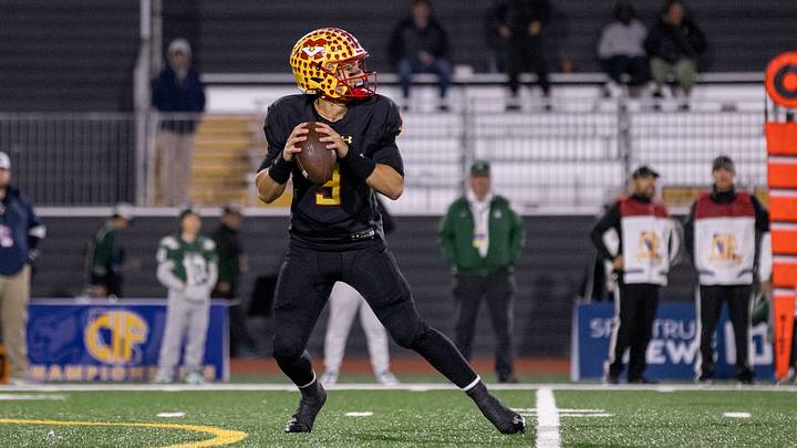 Per a national analyst, Syracuse football may be one of the top schools for 2026 four-star, top-15 quarterback Luke Fahey.