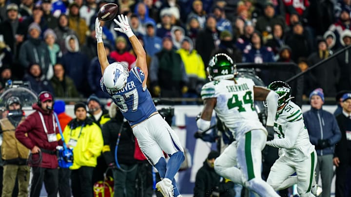 Nov 13, 2025; Foxborough, Massachusetts, USA; New England Patriots tight end Jack Westover (37) misses the pass against the New York Jets in the fourth quarter at Gillette Stadium. Mandatory Credit: David Butler II-Imagn Images