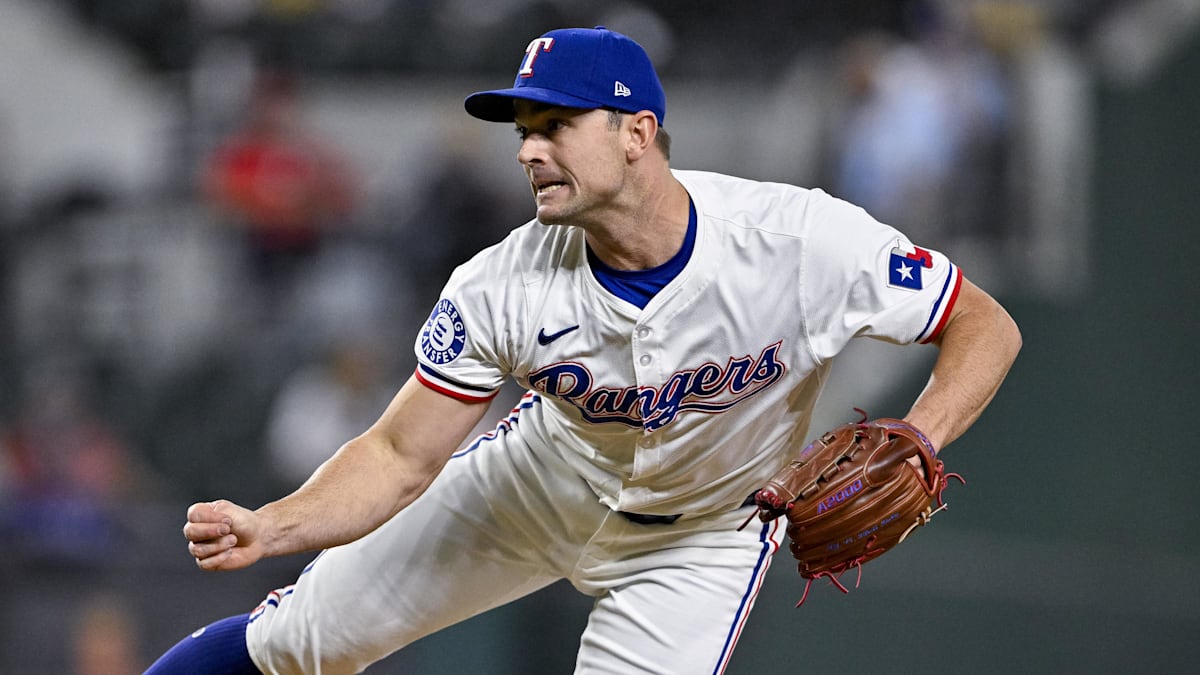 Could a Phillies Reunion With Jeff Hoffman Bolster Their Bullpen