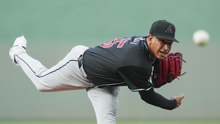 Jul 22, 2024; Kansas City, Missouri, USA; Arizona Diamondbacks starting pitcher Yilber Diaz (45) warms up during the first inning against the Kansas City Royals at Kauffman Stadium. Mandatory Credit: Jay Biggerstaff-Imagn Images