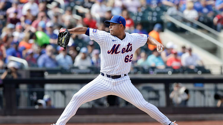 Cincinnati Reds v New York Mets