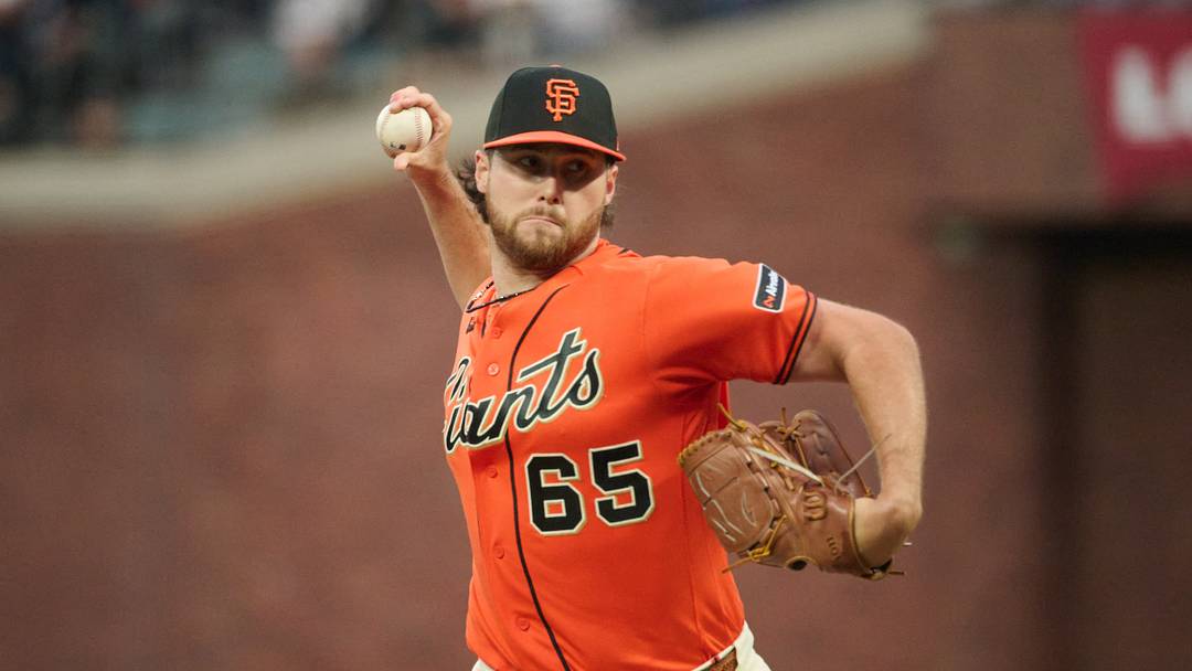 Landen Roupp throws a pitch against the Colorado Rockies during the first inning at Oracle Park. Mandatory Credit: Robert Edwards-Imagn Images