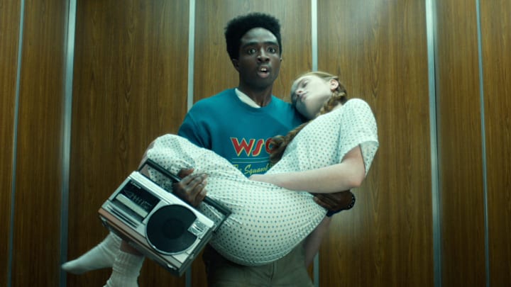 STRANGER THINGS: SEASON 5. (L to R) Caleb McLaughlin as Lucas Sinclair and Sadie Sink as Max Mayfield in Stranger Things: Season 5