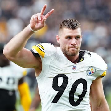 Oct 13, 2024; Paradise, Nevada, USA; Pittsburgh Steelers linebacker T.J. Watt (90) salutes the crowd after the Steelers defeated the Las Vegas Raiders at Allegiant Stadium. Mandatory Credit: Stephen R. Sylvanie-Imagn Images