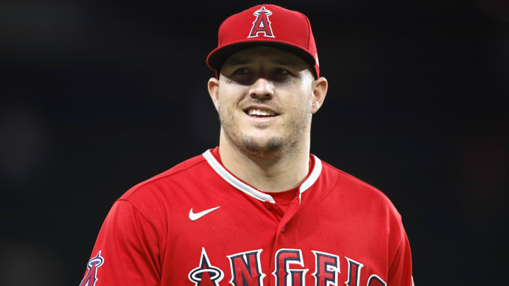 Sep 20, 2022; Arlington, Texas, USA;  Los Angeles Angels center fielder Mike Trout (27) walks off