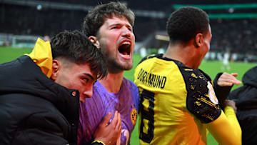 Eintracht Frankfurt v Borussia Dortmund - DFB Cup: Round Two