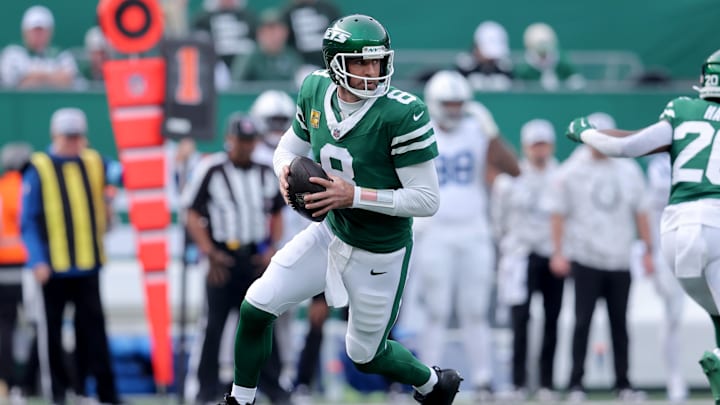 Nov 17, 2024; East Rutherford, New Jersey, USA; New York Jets quarterback Aaron Rodgers (8) drops back to pass against the Indianapolis Colts during the first quarter at MetLife Stadium. Mandatory Credit: Brad Penner-Imagn Images Nov 17, 2024; East Rutherford, New Jersey, USA; New York Jets quarterback Aaron Rodgers (8) drops back to pass against the Indianapolis Colts during the first quarter at MetLife Stadium. Mandatory Credit: Brad Penner-Imagn Images