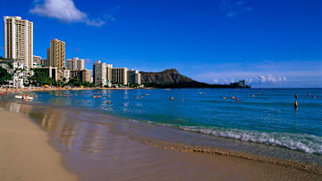 Waikiki Beach is gorgeous, but some visitors aren’t satisfied.