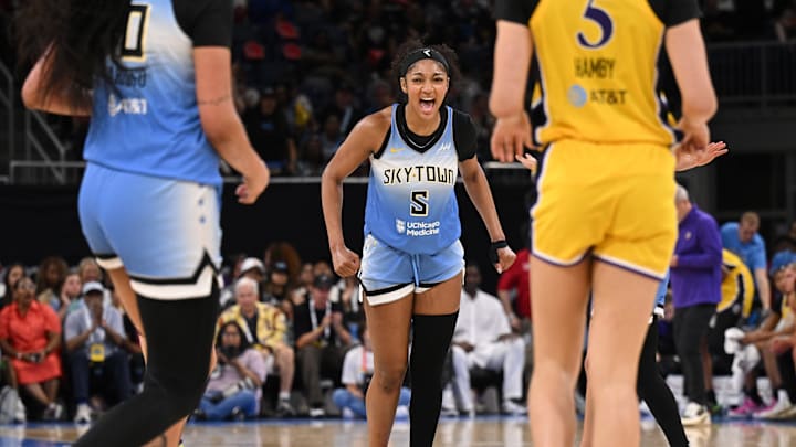Los Angeles Sparks v Chicago Sky