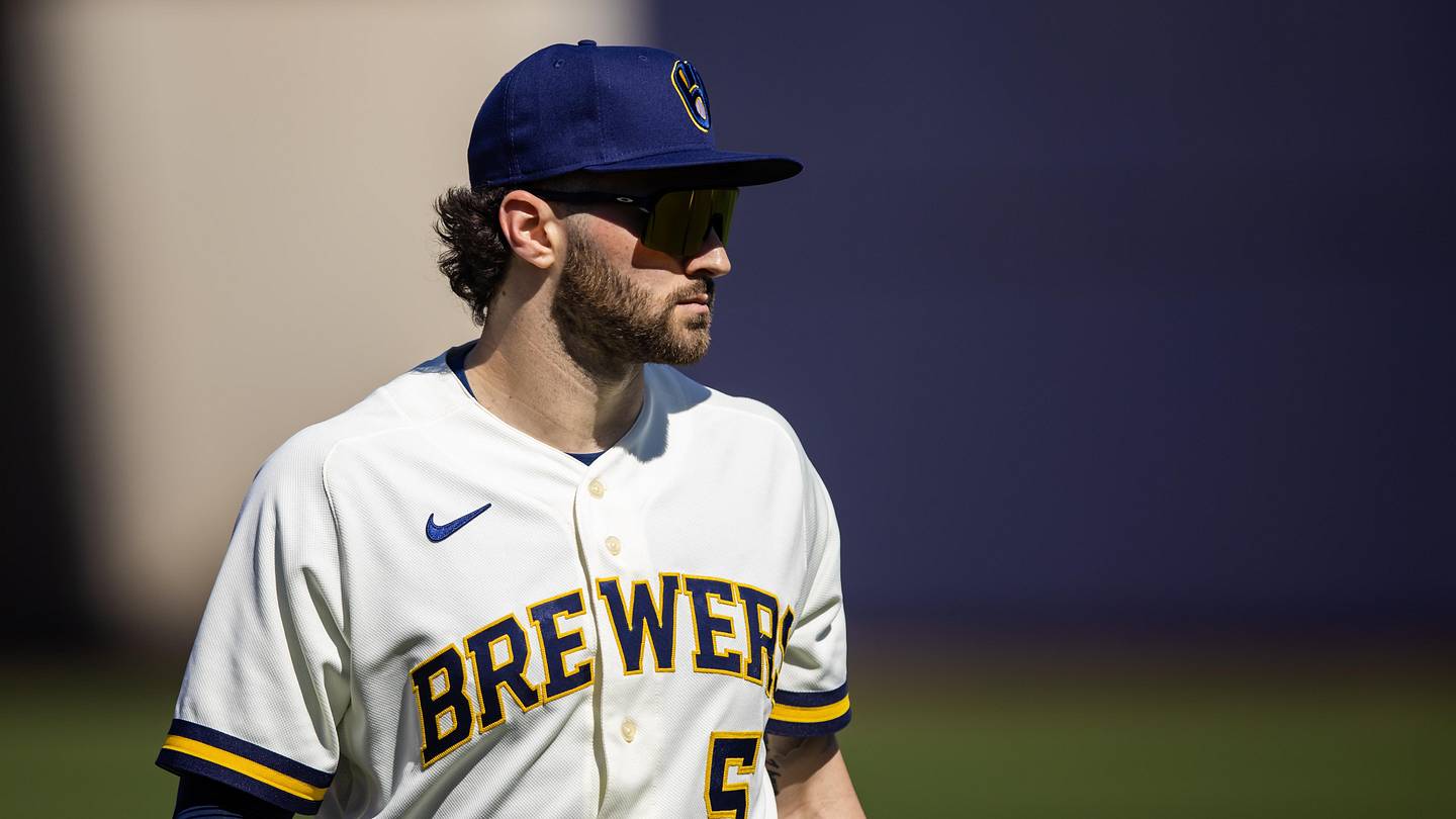 New update provided on injured Brewers outfielder, including potential return date - Vimarsana News