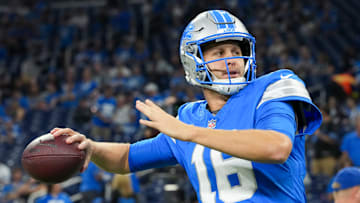 Chicago Bears v Detroit Lions
