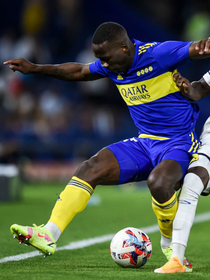 Luis Advincula, Johhan Carbonero