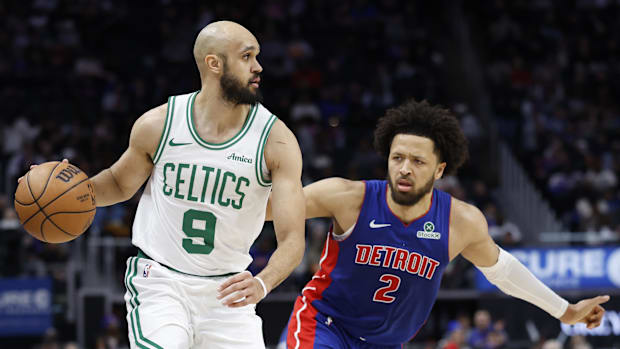 Derrick White Piston