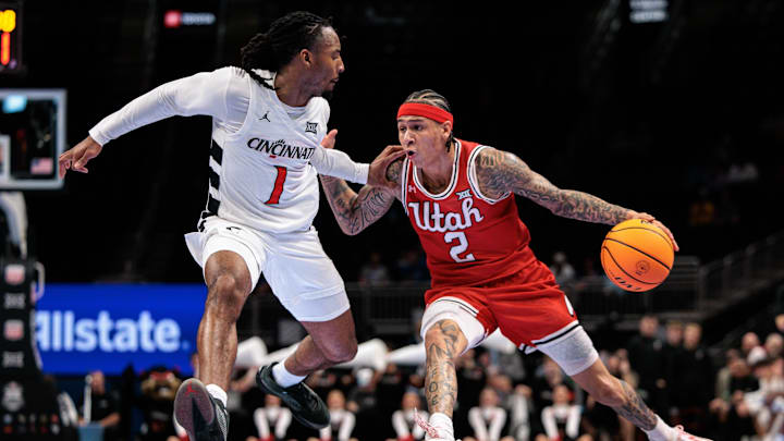 Utah Utes guard Terrence Brown (2) 