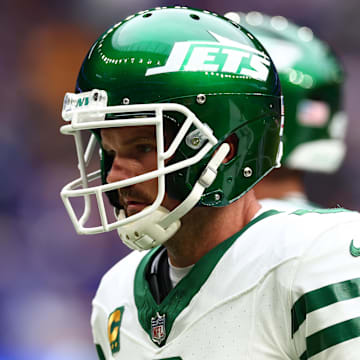 Oct 6, 2024; Tottenham, ENG; New York Jets Special Teams Thomas Morstead (6) during a practice session for the match against Minnesota Vikings at Tottenham Hotspur Stadium. Mandatory Credit: Shaun Brooks-Imagn Images
