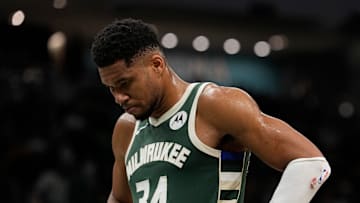 Sacramento Kings v Milwaukee Bucks