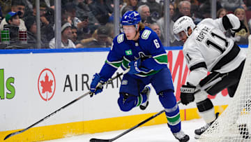 Los Angeles Kings v Vancouver Canucks