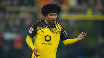 Karim Adeyemi sorgt derzeit vor allem neben dem Platz für Schlagzeilen