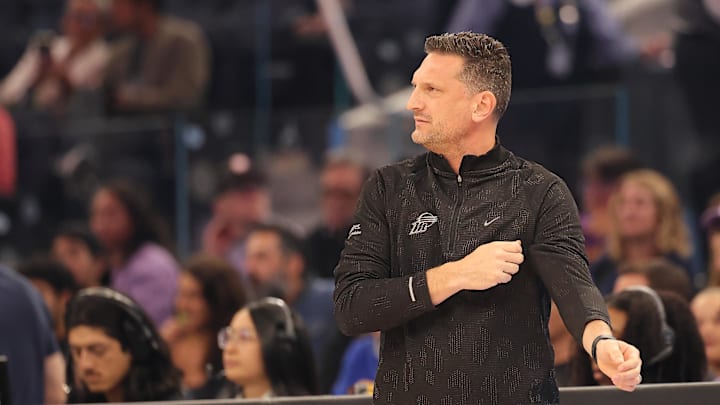 Jul 14, 2025; San Francisco, California, USA; Phoenix Mercury head coach Nate Tibbetts pulls up his sleeves during the first quarter against the Golden State Valkyries at Chase Center. Mandatory Credit: Kelley L Cox-Imagn Images Jul 14, 2025; San Francisco, California, USA; Phoenix Mercury head coach Nate Tibbetts pulls up his sleeves during the first quarter against the Golden State Valkyries at Chase Center. Mandatory Credit: Kelley L Cox-Imagn Images