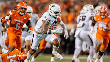 Oct 18, 2025; Stillwater, Oklahoma, USA; Cincinnati Bearcats tight end Joe Royer (11) runs the ball during the second half against the Oklahoma State Cowboys at Boone Pickens Stadium. Mandatory Credit: William Purnell-Imagn Images