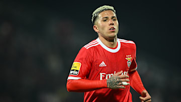 Chelsea akan kembali mengajukan tawaran ke Benfica untuk mendatangkan Enzo Fernandez