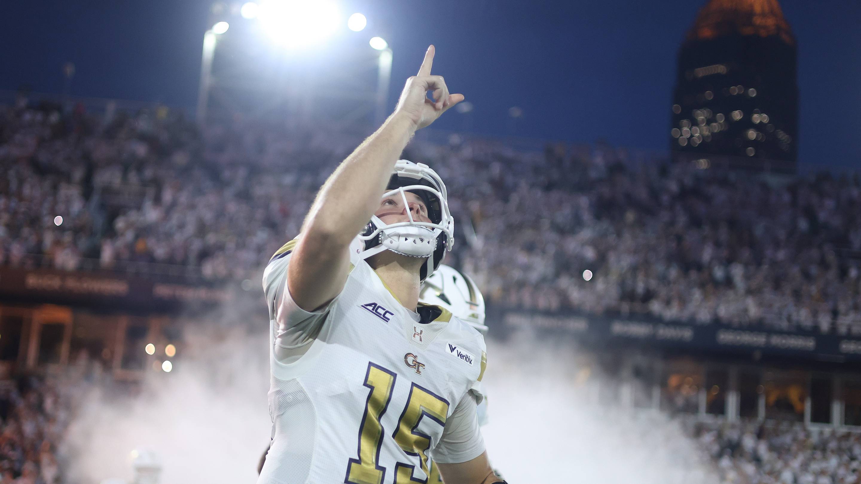 How to Watch Georgia Tech vs No. 18 Tennessee: Announcers,TV, And Radio