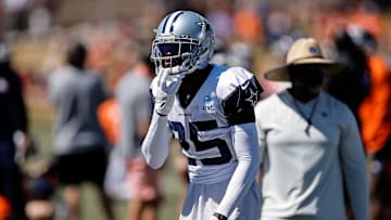 Aug 11, 2022; Englewood, CO, USA; Dallas Cowboys cornerback Nahshon Wright (25) during training camp at the UCHealth Training Center. Mandatory Credit: Isaiah J. Downing-Imagn Images