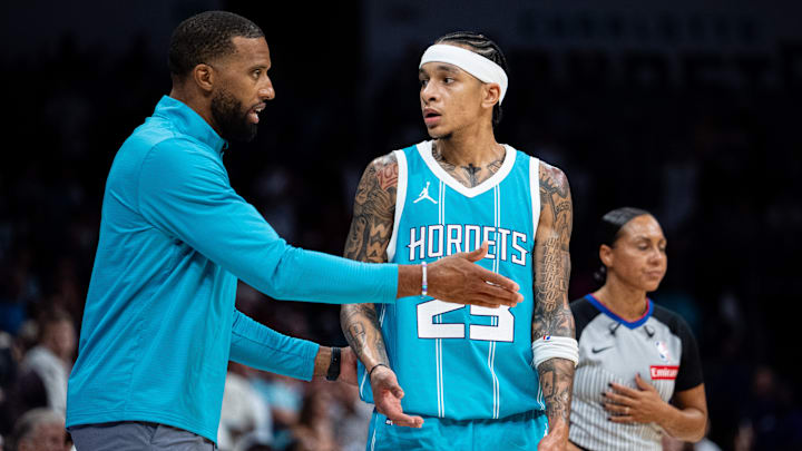 Charlotte Hornets, Charles Lee, Tre Mann