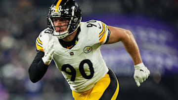 AFC Wild Card Playoffs: Pittsburgh Steelers v Baltimore Ravens