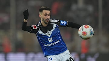 Fabio Vieira ist Stammspieler und Leistungsträger beim HSV