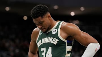 Sacramento Kings v Milwaukee Bucks