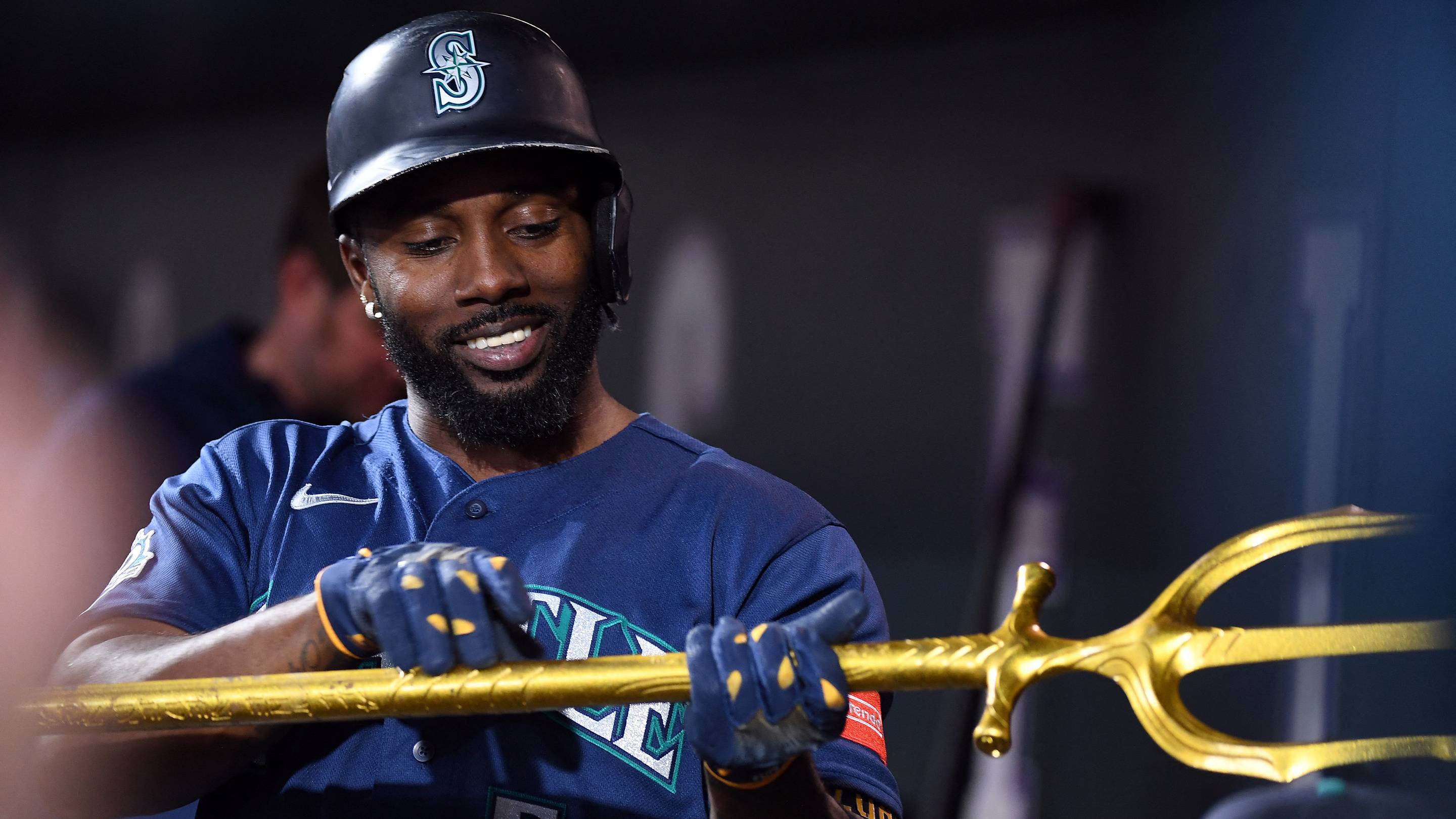 Who Replaces the Mariners’ Departing Free Agents?