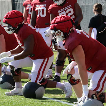 Oklahoma offensive lineman Luke Baklenko