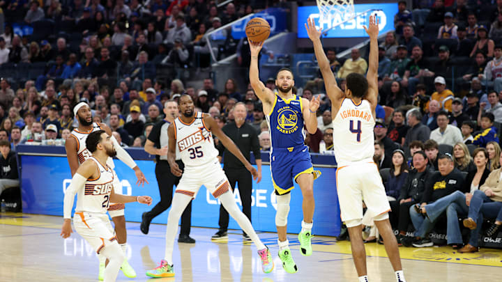 Phoenix Suns v Golden State Warriors