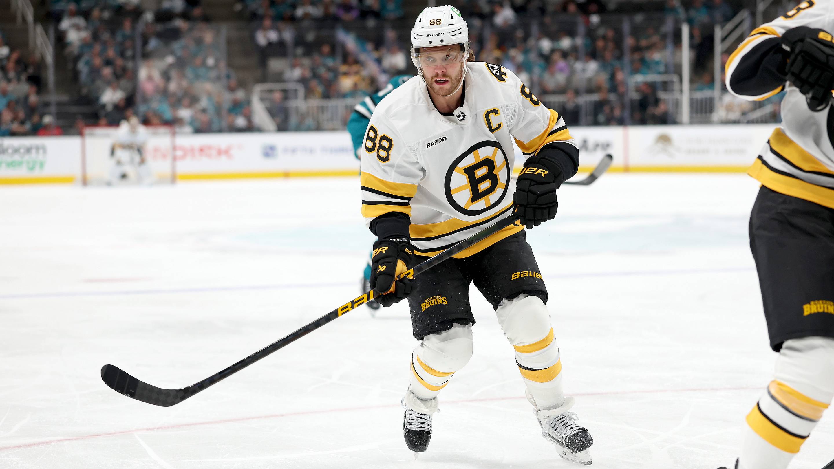 Boston Bruins star David Pastrnak is back where he belongs