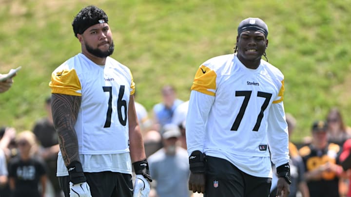 Troy Fautanu, Broderick Jones