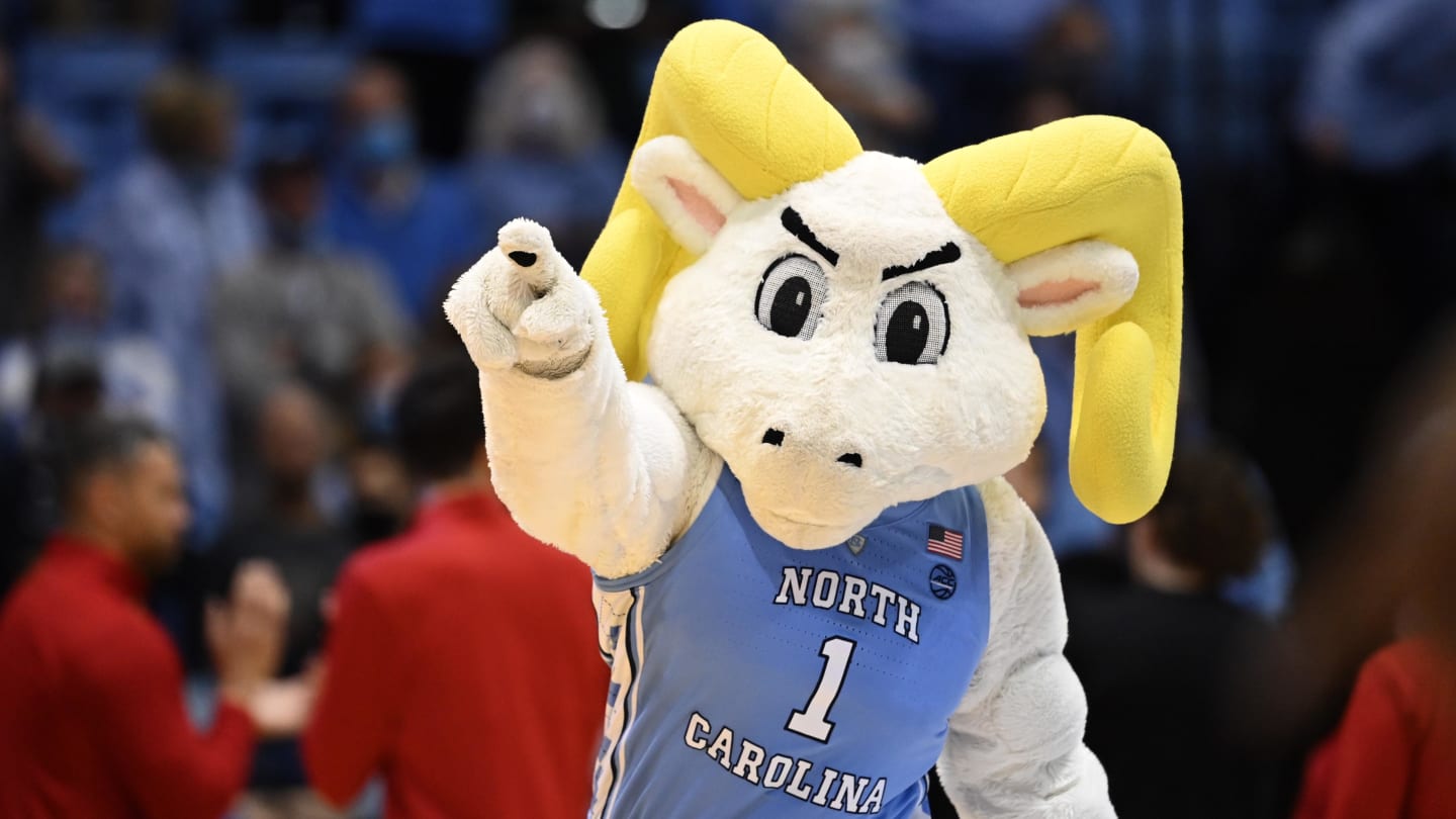 Father of Top UNC Basketball Target Claims Finalists Have Clean Slate