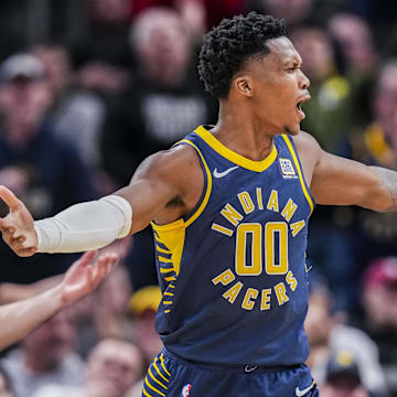Indiana Pacers guard Mathurin (00) reacts to receiving a technical foul Tuesday during a game between the Indiana Pacers and the Cleveland Cavaliers at Gainbridge Fieldhouse in Indianapolis. 