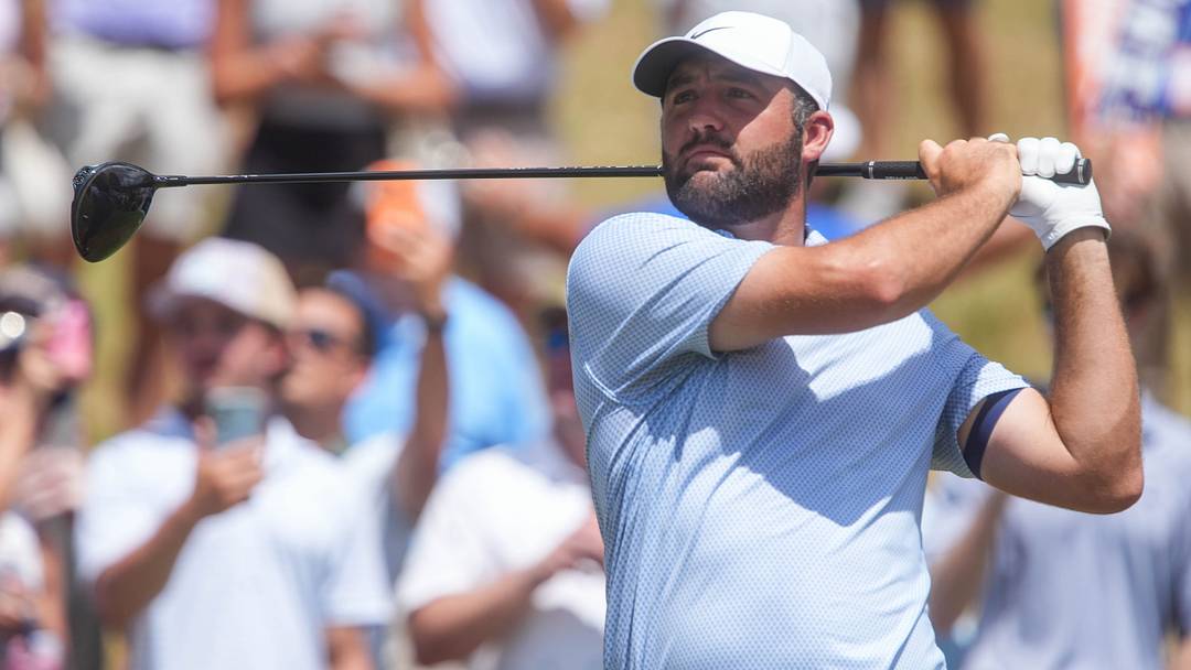 Rory McIlroy said Wednesday that Scottie Scheffler should be the PGA Tour Player of the Year.