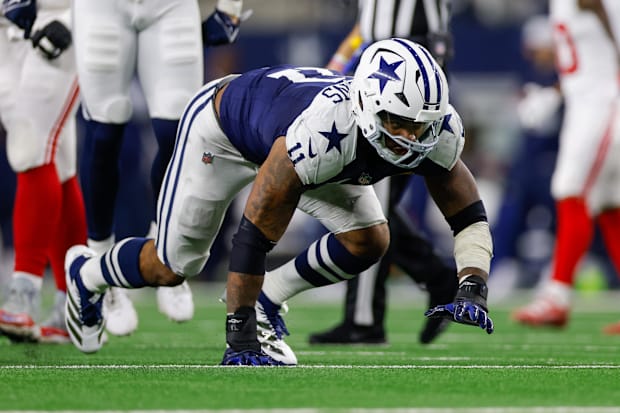 Dallas Cowboys linebacker Micah Parsons celebrates after a sack during the third quarter against the New York Giants.