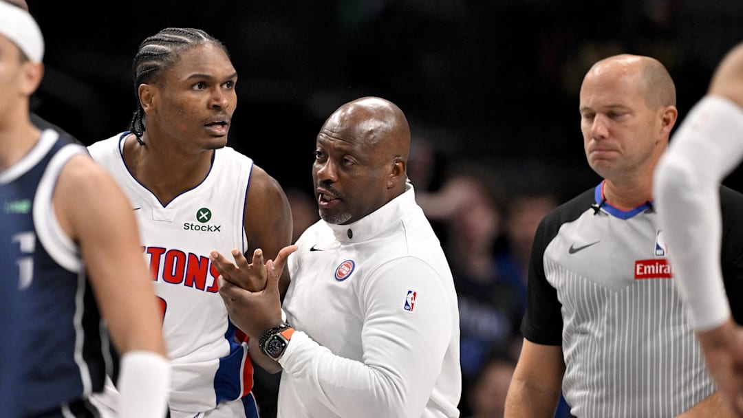 Ausar Thompson’s night ended early in Dallas