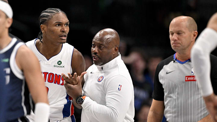 Ausar Thompson’s night ended early in Dallas Ausar Thompson’s night ended early in Dallas