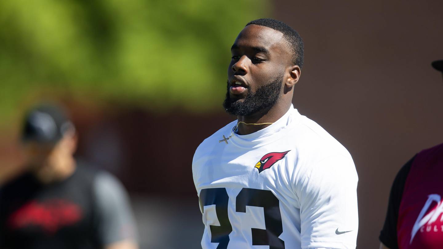 What Trey Benson Brings to Arizona Cardinals - Vimarsana News